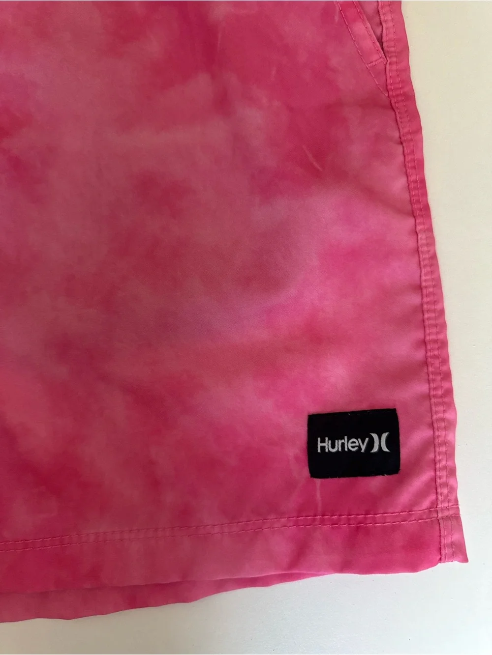 Mens Hurley Hot Pink Tie-Dye Swim Shorts 16 1/2” Medium